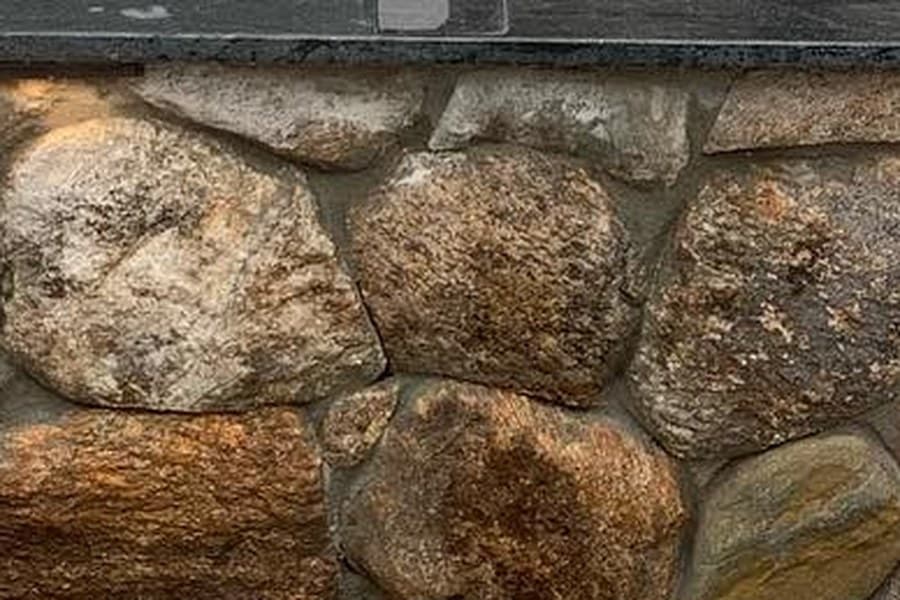 Fieldstone close-up
